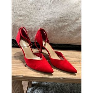 Dream Pairs Women's Red Pointed Closed Toe Strappy Suede High Heels Size 9
